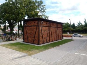Mur Pruski dwie kabiny Budotechnika 03